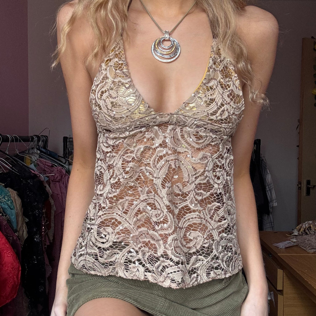 The “Izzie” top